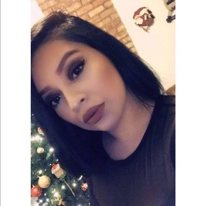 Meet your Posher, Danieladaniela